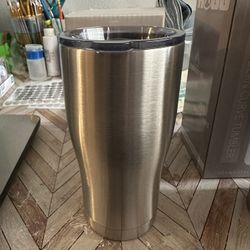 Hogg 20oz Modern curve Stainless Steel Tumblers