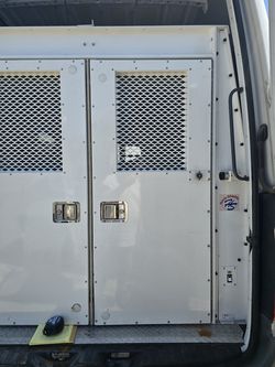 Prisoner transportation cargo van inserts