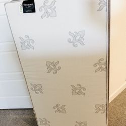 Beautyrest Crib and Toddler Mattress (Dual Sided)