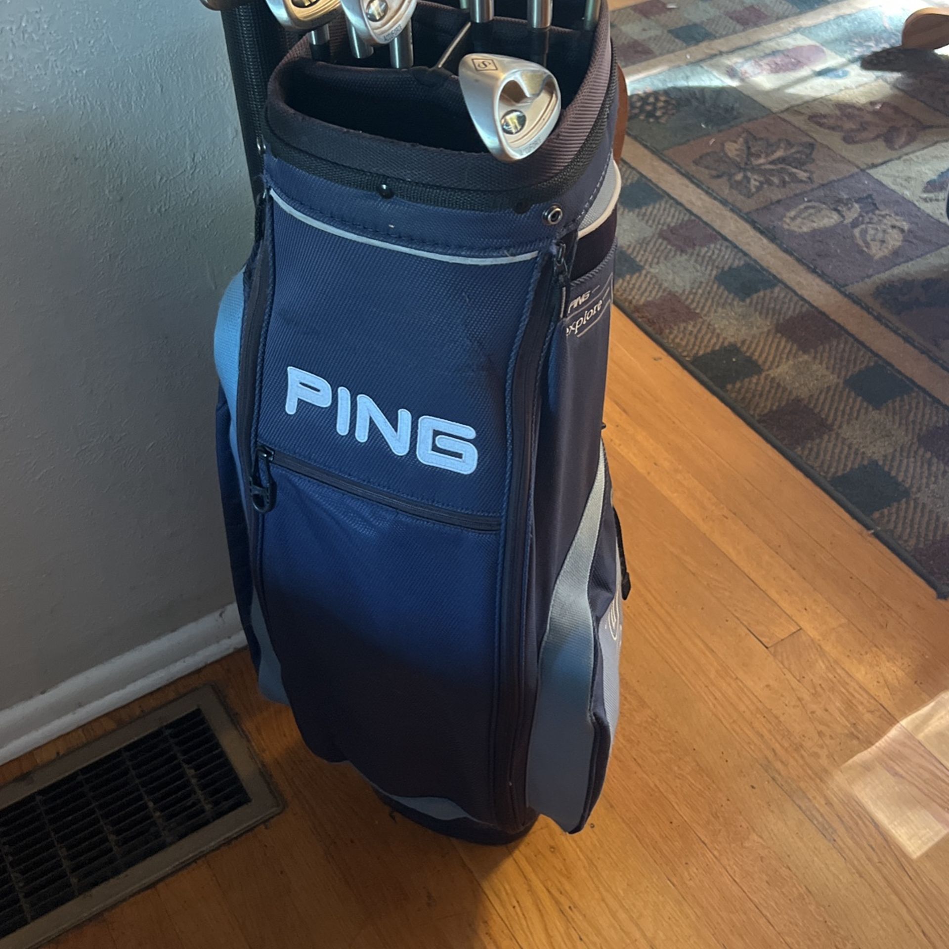 Women’s Golf Clubs! Golden Bear Forgiving Irons Comes With A Putter As Well! 