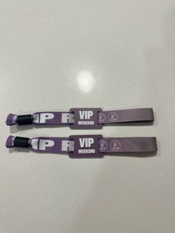 2 VIP rolling loud tickets