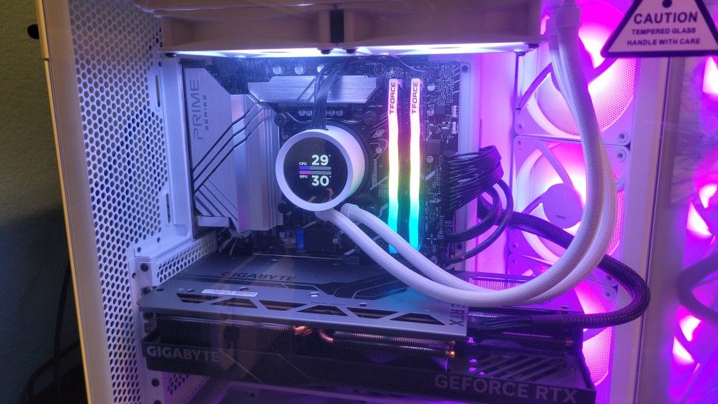 NZXT 4070ti Super Gaming Desktop