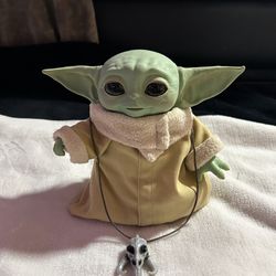 Disney Baby Yoda - Star Wars The Mandalorian The Child Animatronic