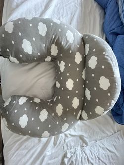 breastfeeding Pillow