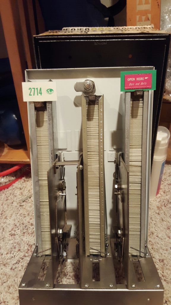 Vintage Quarter pull tab machine w/pull tabs for Sale in West Allis, WI