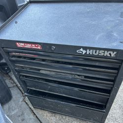 Husky Tolbox