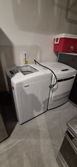 LG Washer and dryer set