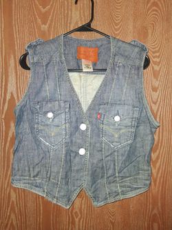 Womens Y2K "Levi's Red Collection" Denim Vest Size XL.