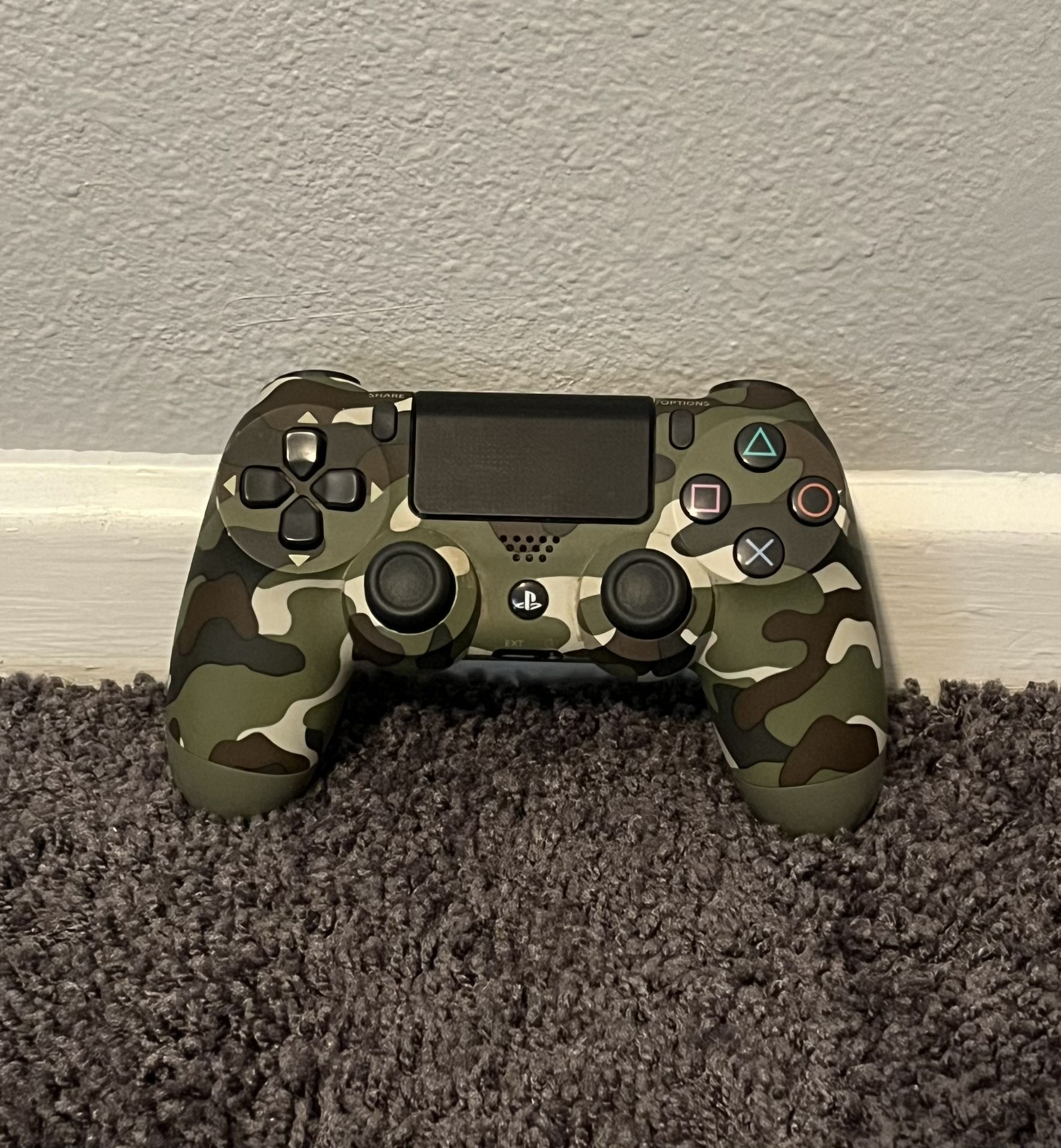 PS4 Controller