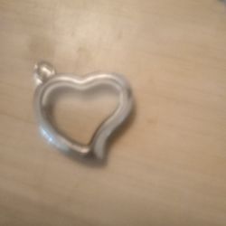 Women's Silver Heart Pendant 
