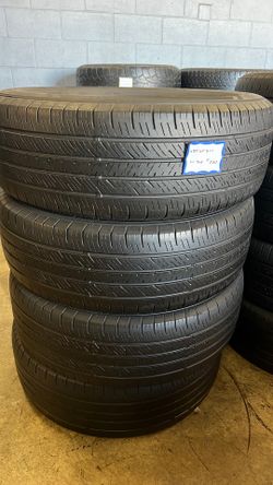 🛞SET OF 4 USED TIRES🛞 235/65/17 FALKEN