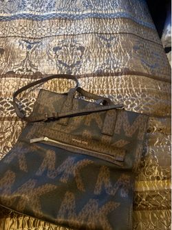 Large Michael kors bag
