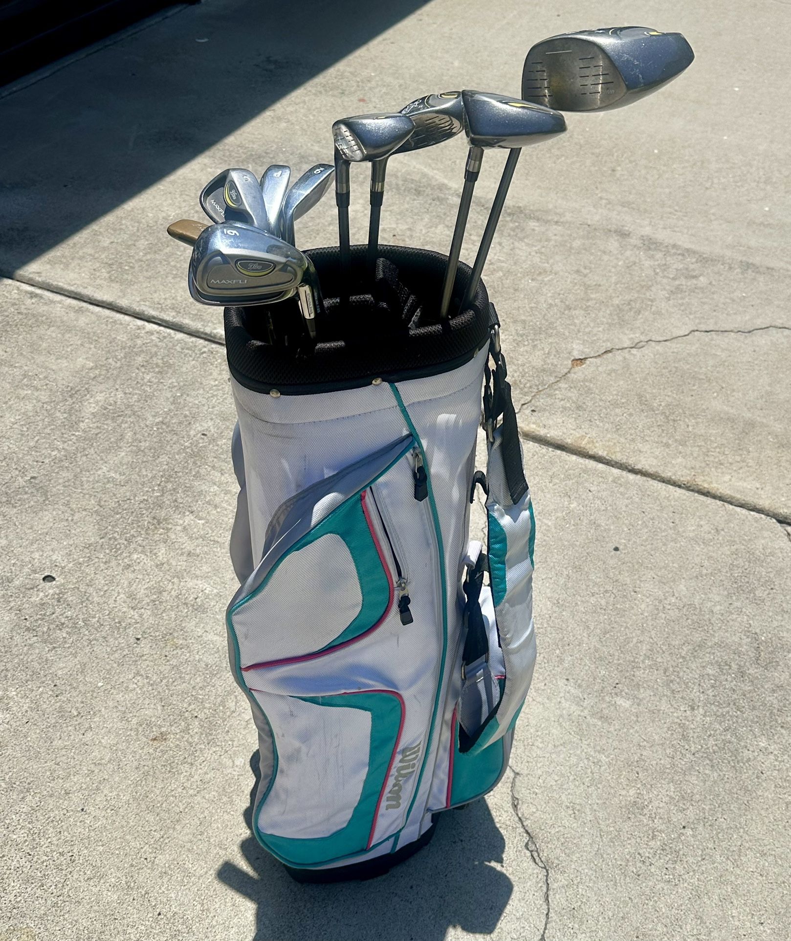 Ladies Golf Set Maxfli Fire 🔥