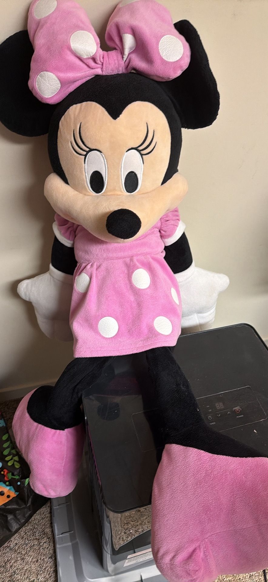 Minnie Mouse Huge Plush