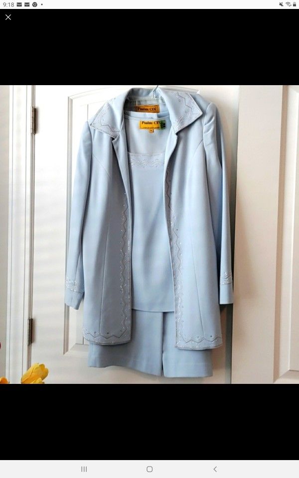 Ladies Lined Suit. Size 14