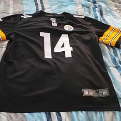 Size Medium Steelers Stiched On Field Jersey 