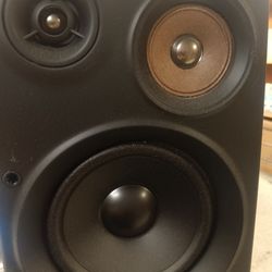 2 J VC Speakers 