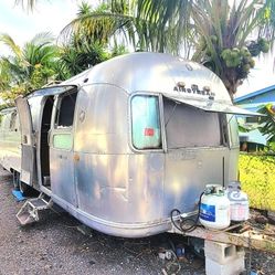 1972 AIRSTREAM