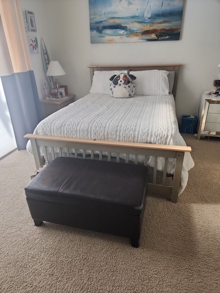 Bedroom Set Queen