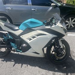 Kawasaki 2015 C300