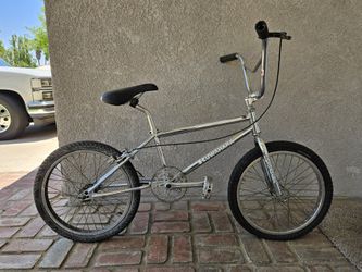 KUWAHARA BMX BIKE (1980's)