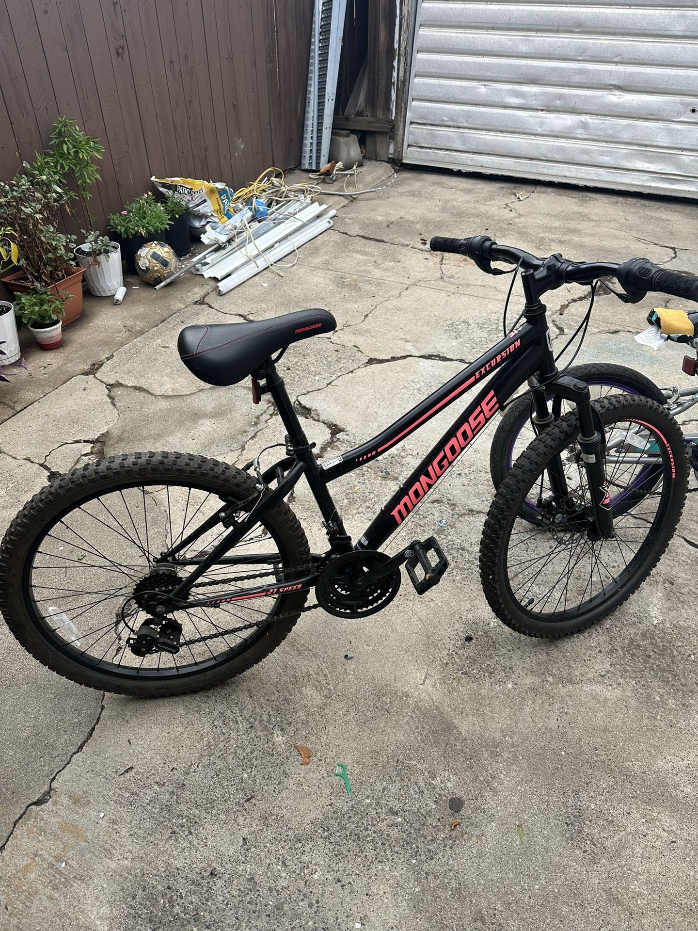 mongooes 24” mountain bike