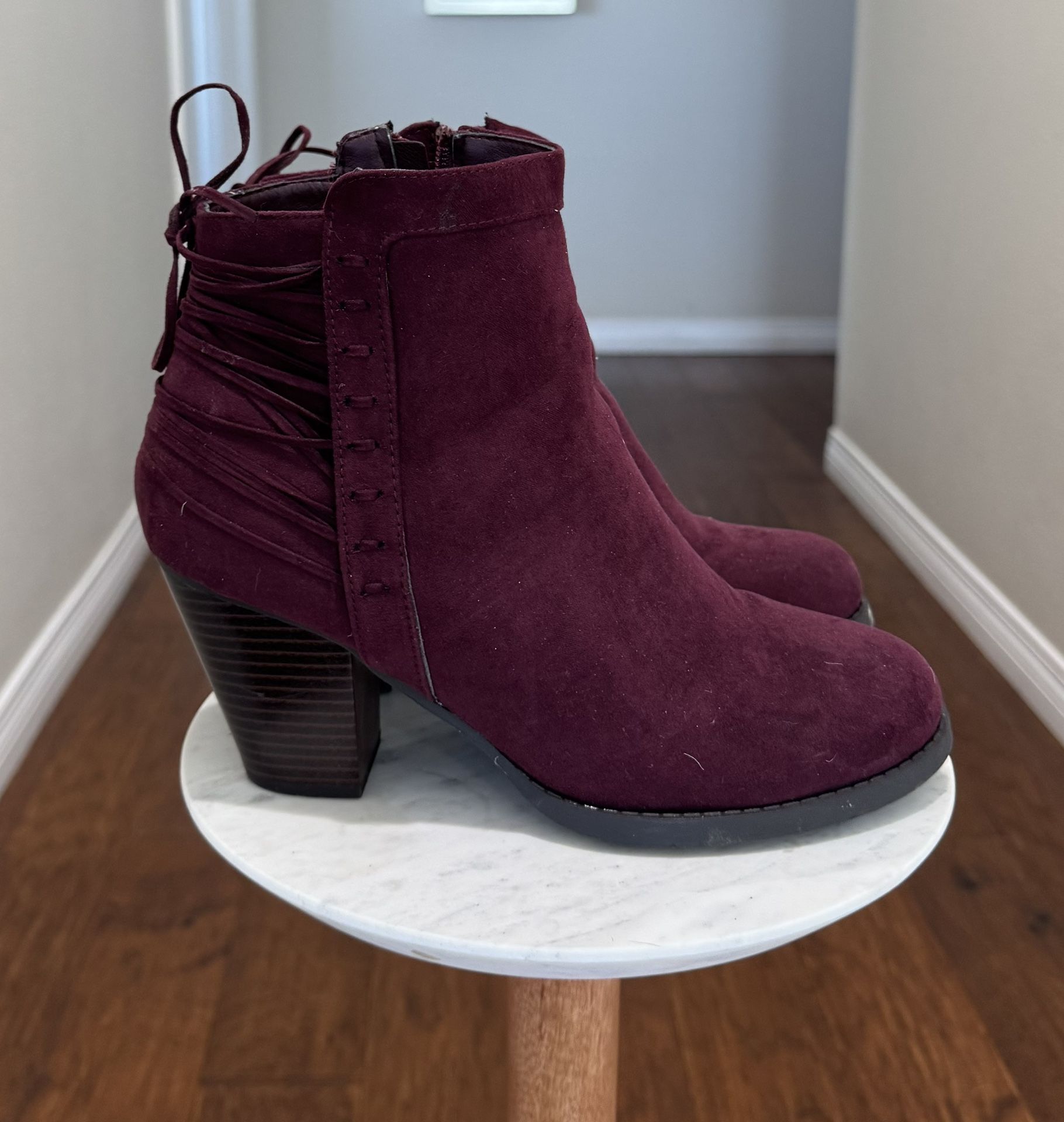 Women's suede Burgundy Ankle Boots. Size 8.5