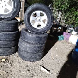 Dodge And Jeep  Tires/Wheels 17s