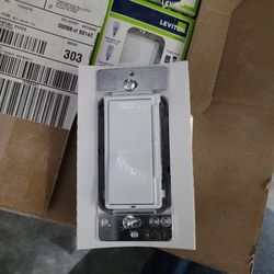 Decora style dimmer switch