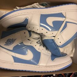 Air Jordan 1 Mid SE