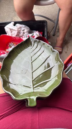 Ceramic leafs