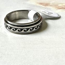 Silver Tone Wave Spinning Ring 