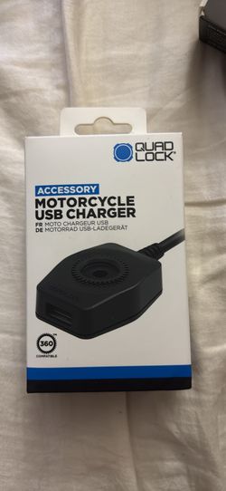 Quad lock charger