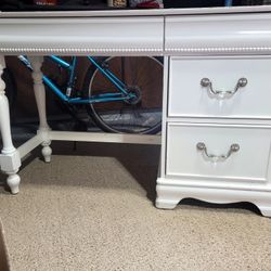 Desk (2 Of The Same)