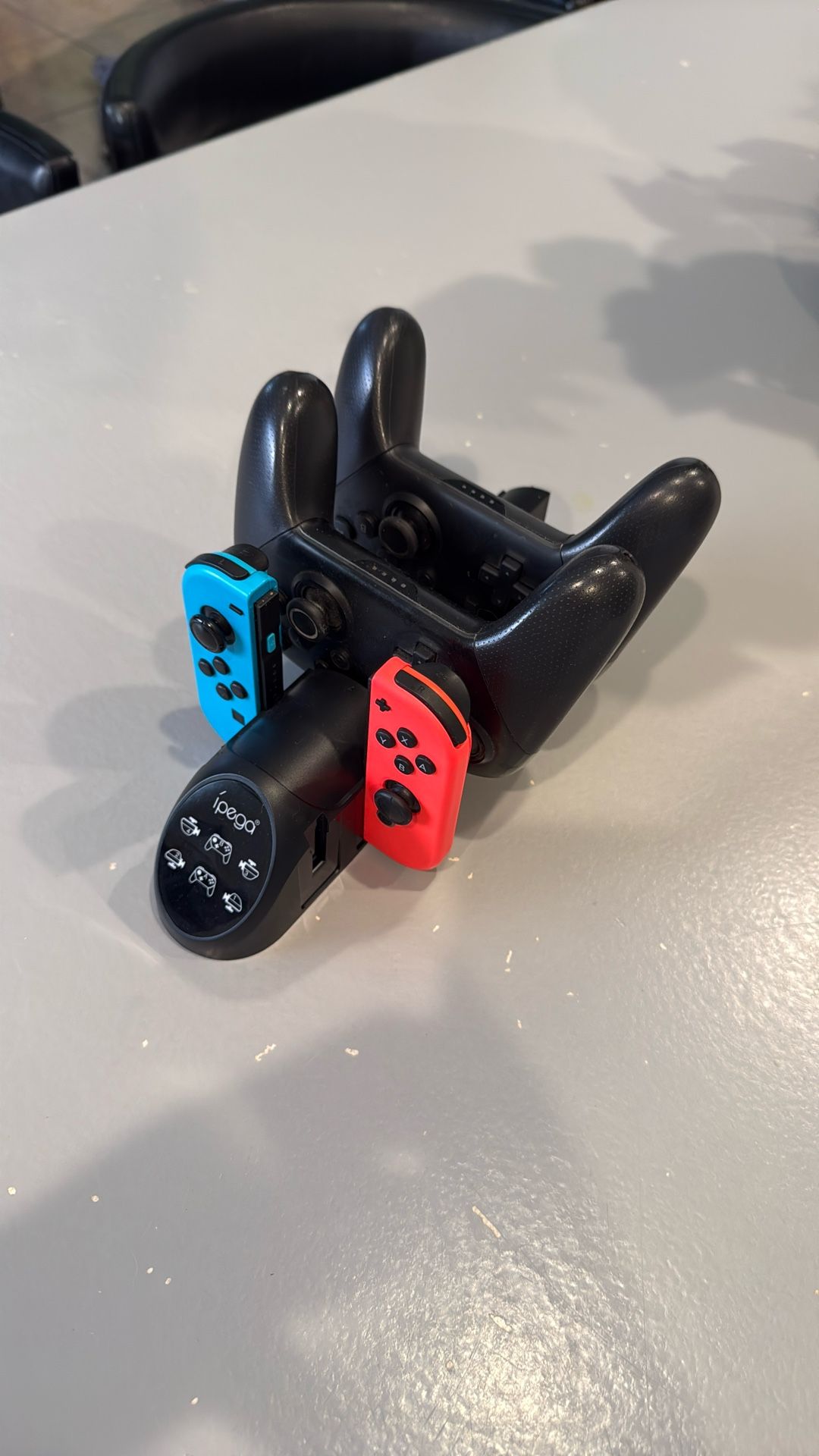 Nintendo Switch Controllers And Charging Station