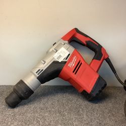 Milwaukee SDS Max 1 9/16 Roto Hammer