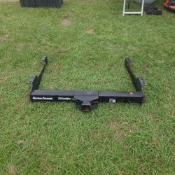 Universal Trailer Hitch Package