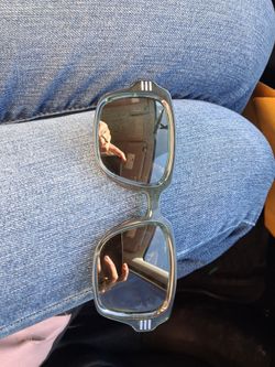 Green Eldon Burberry Sun Glasses