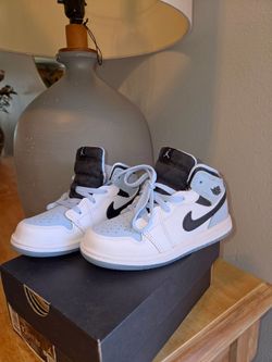 JORDAN1MID SE (TD)
 KIDS 10C (ICE BLUE)