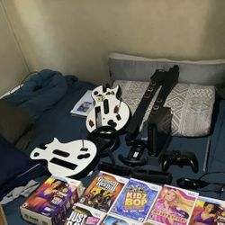 Guitar Hero Wii Bundle