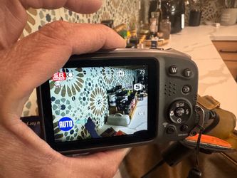 FUJIFILM FINEPIX XP130 WATERPROOF CAMERA BUNDLE, LIKE NEW!