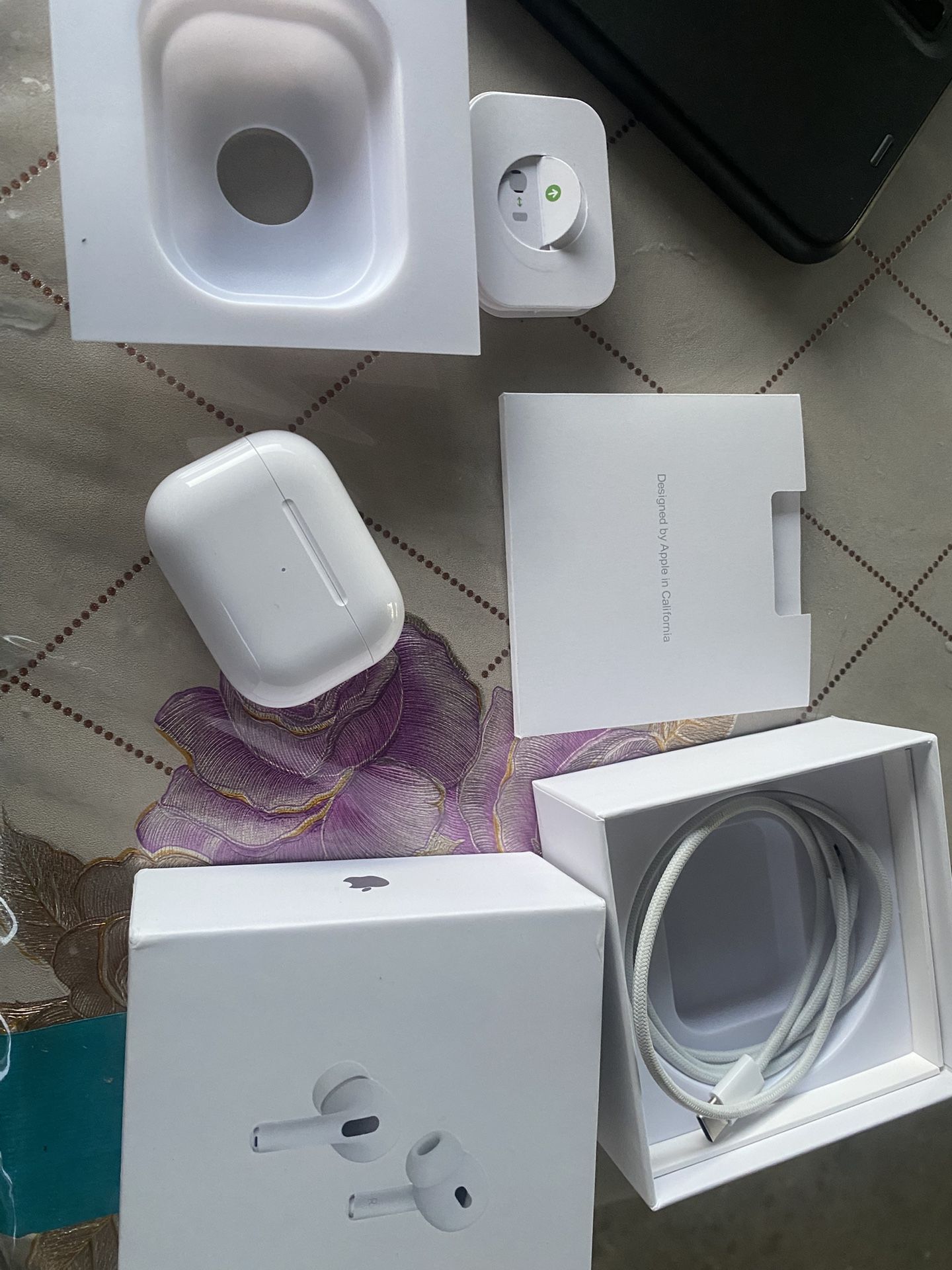 Airpods Pro 2 With Noice Cancellation