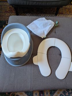 Baby bjorn potty seat and Frida foldable toilet seat