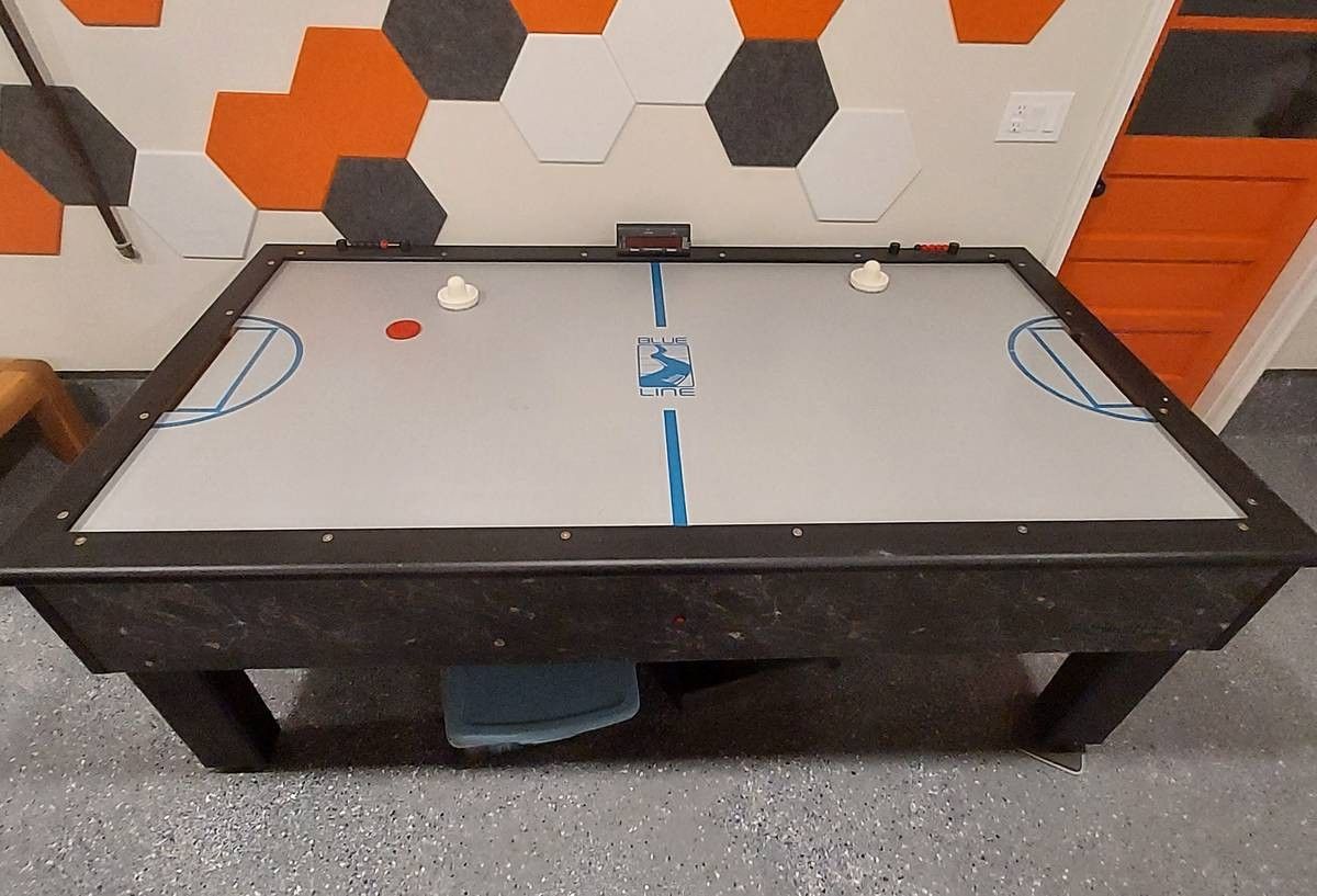 Shelti Blue Line Enforcer Air Hockey Table for Sale in Portland, OR