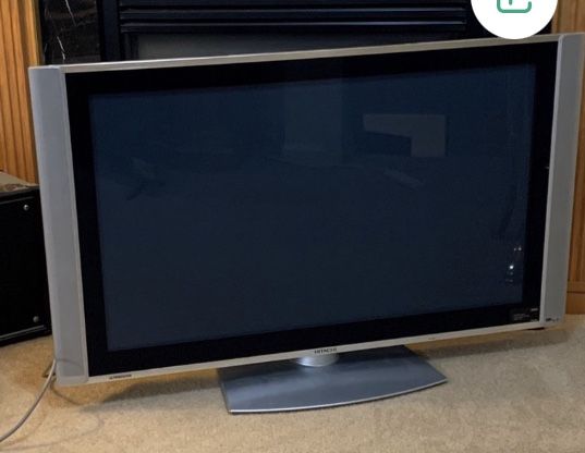 TV 42” Hitachi