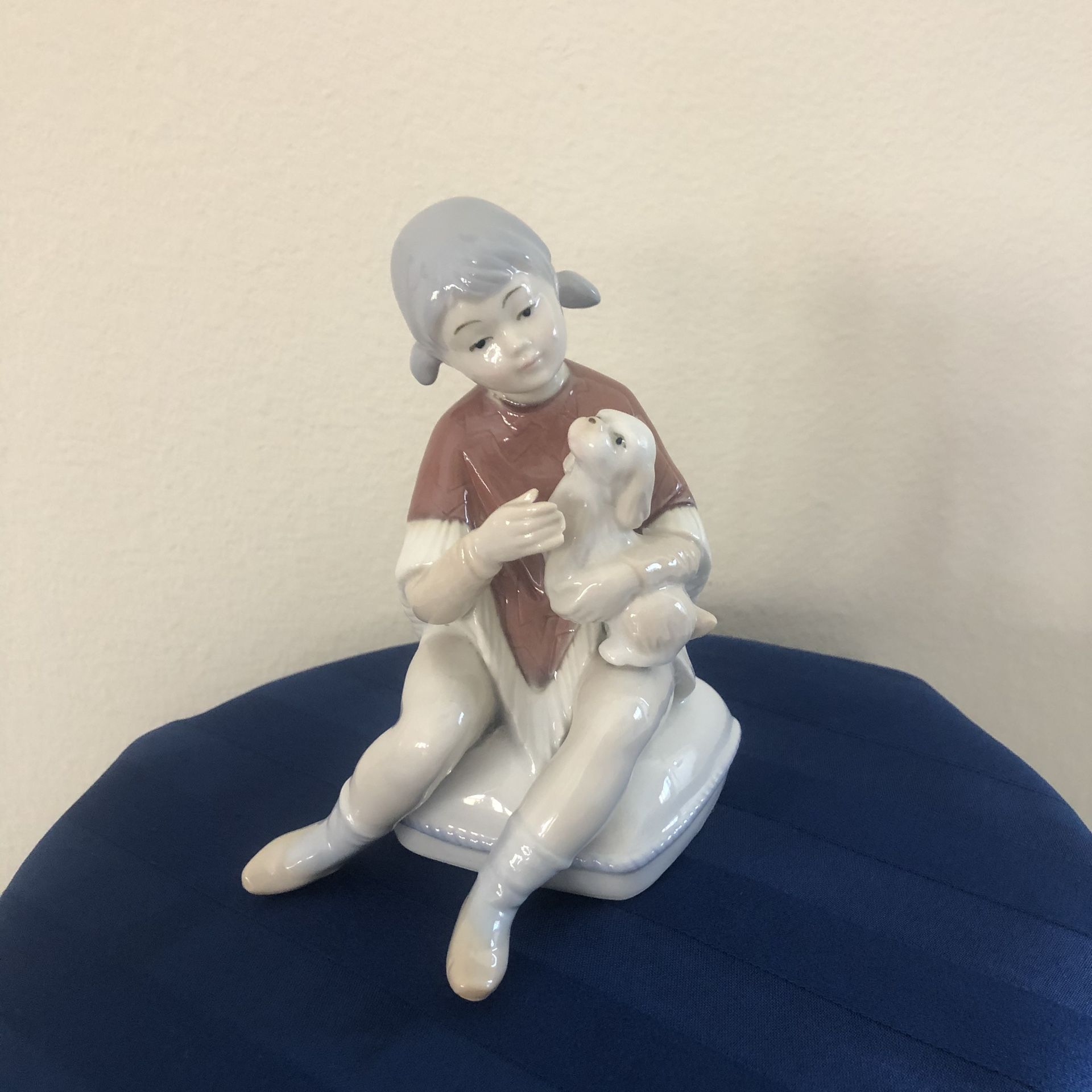 Girl with puppy 🐶 Porcelain Figurine