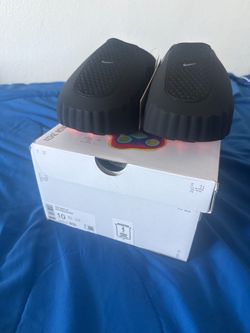 Nike Mind 001 slides