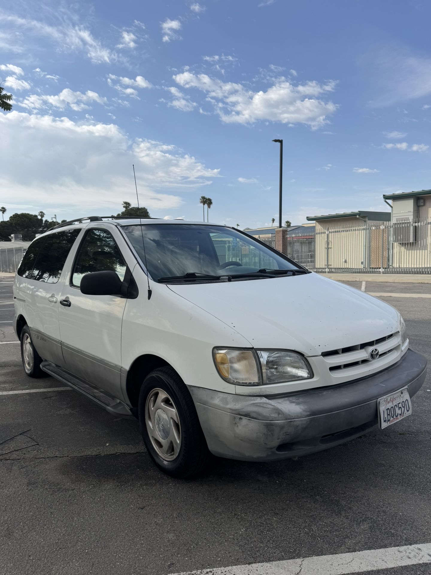 1998 Toyota Sienna