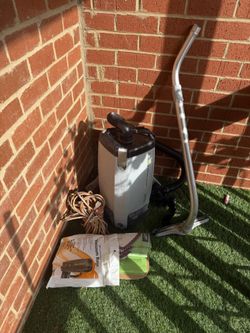 Commercial Cleaning Vacuum