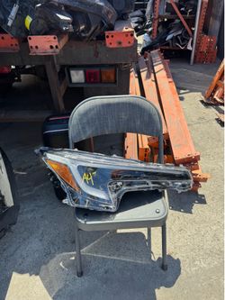 TOYOTA COROLLA RIGHT USED OEM (2023-2026)